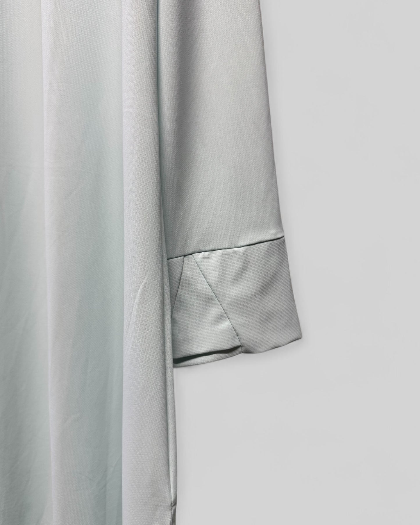 Modest Sports Shirt - Mint